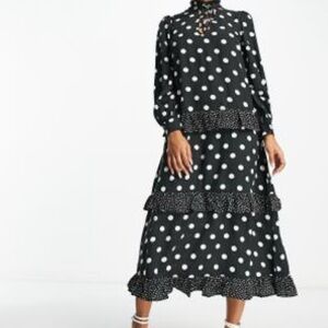 Black and White Tiered Long Sleeve Dress for Wedding Guest